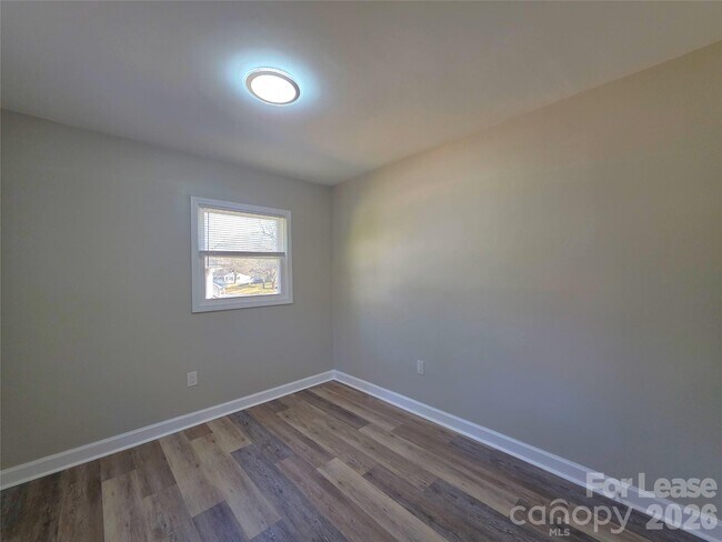 Building Photo - 1320 Ware Ave