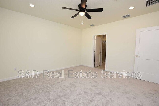 Building Photo - 3183 Cup Dr