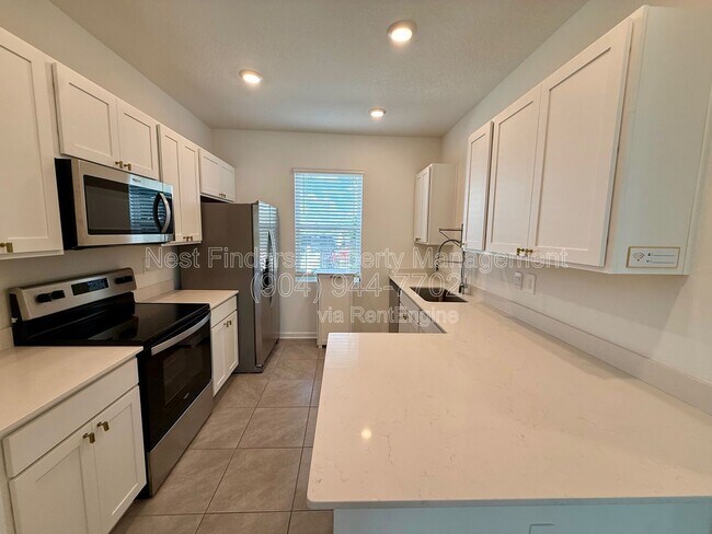 Building Photo - 56 Sage Br St