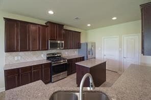 Building Photo - 10118 N Whimbrel Cir
