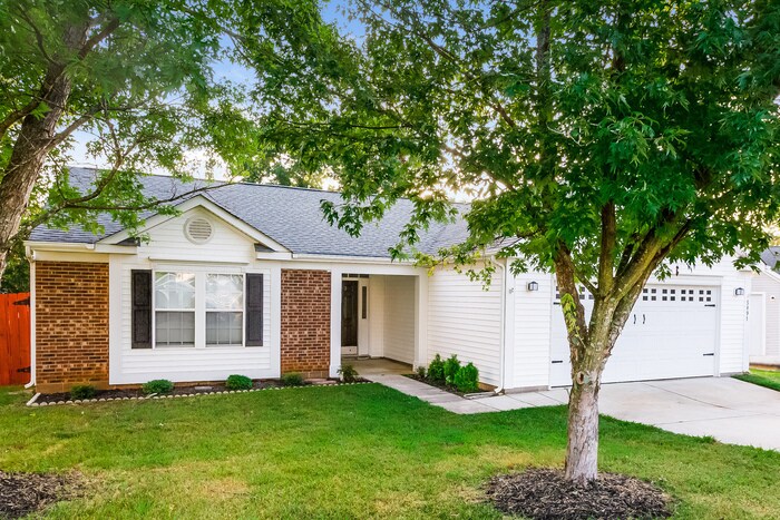 Building Photo - 5891 Culloden Ct