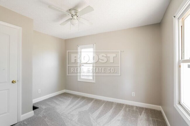 Building Photo - 1154 Miller Ave
