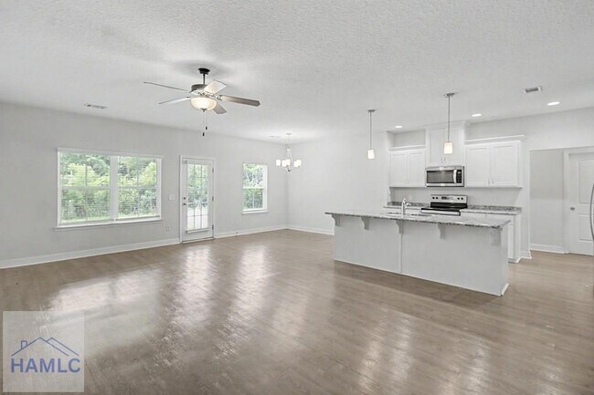 Building Photo - 315 Grayson Ave
