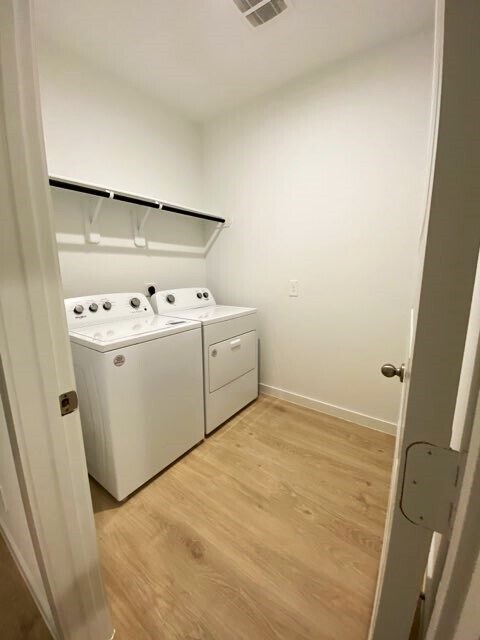 Building Photo - 4971 Edgewood Dr