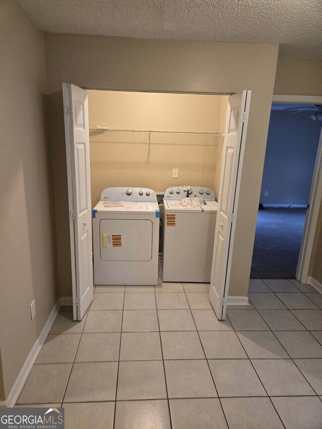 Building Photo - 3674 Hudson Way