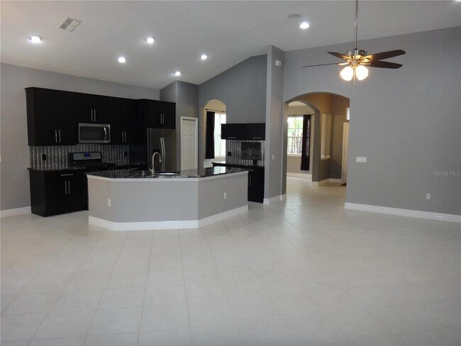 Building Photo - 9460 Portside Terrace