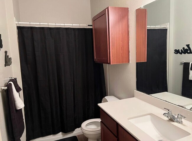 Building Photo - 15110 Walcott Dr