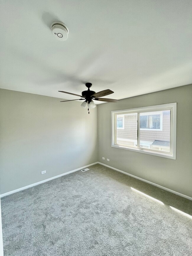 Building Photo - 1505 Sutter Dr