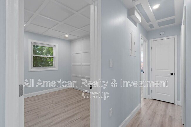 Building Photo - 19 Eglin St