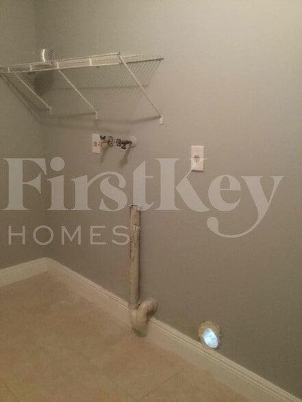 Building Photo - 5896 Triphammer Rd