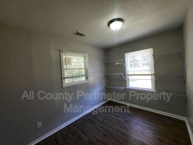 Building Photo - 5761 Deborah Dr