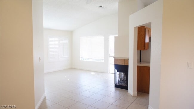Building Photo - 2705 Cheshire Ct