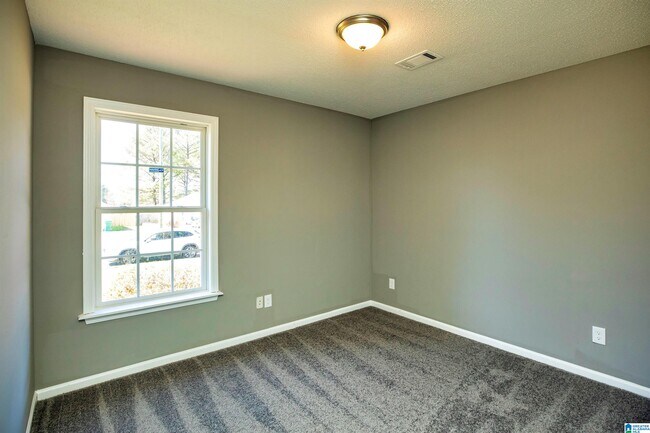 Building Photo - 12965 Brookstone Way