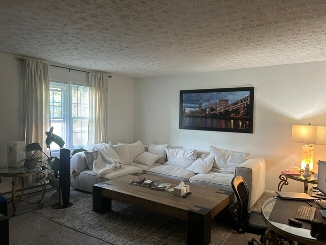 Building Photo - 14268 Prospect Rd