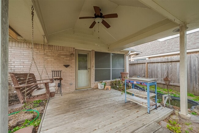 Building Photo - 10323 Emerald Pine Dr