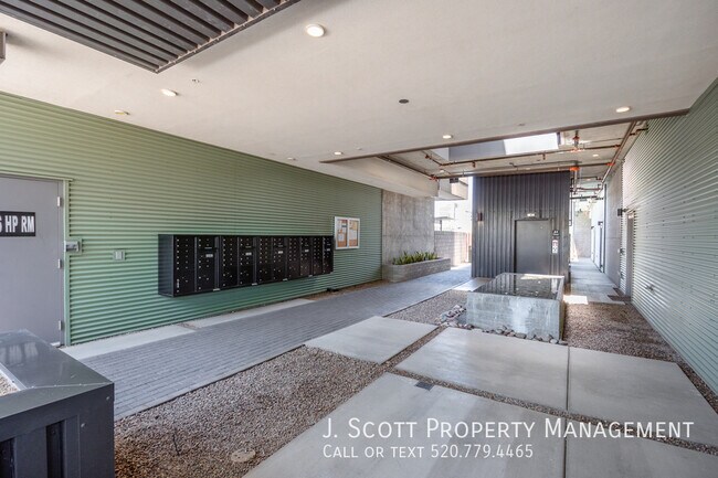 Building Photo - 1130 N 2nd St