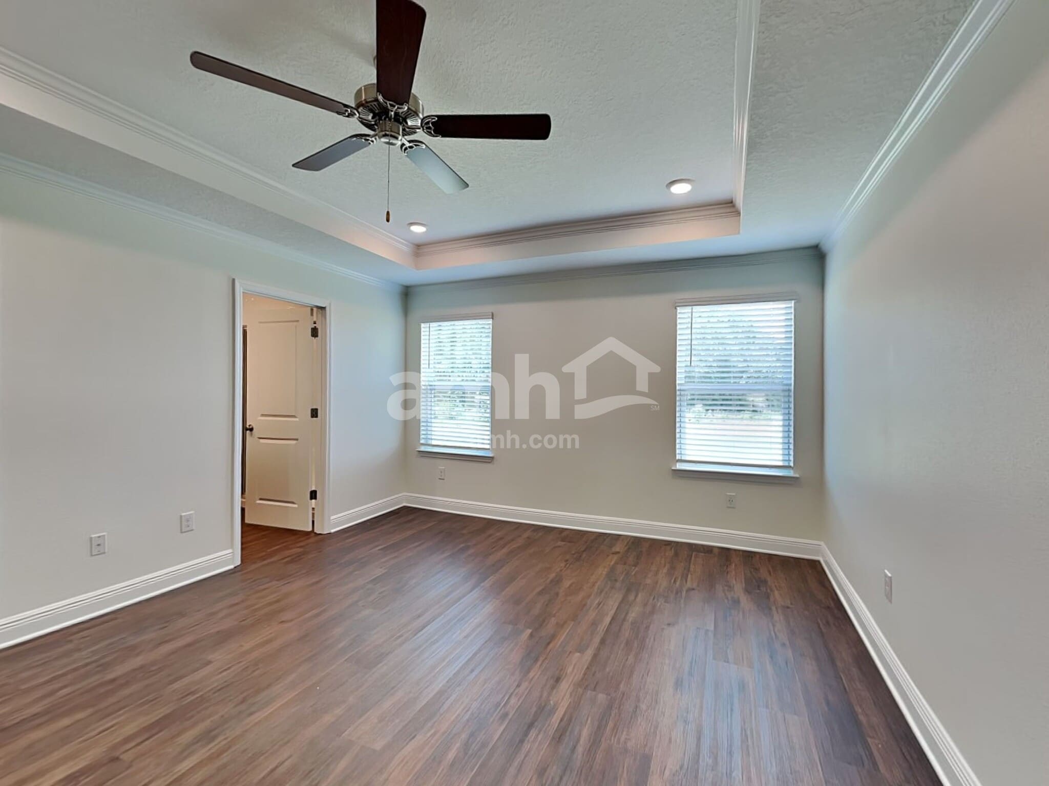 Building Photo - 27327 St Andrews Ave