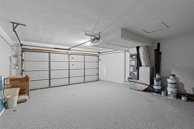 Building Photo - 668 Harbor Is
