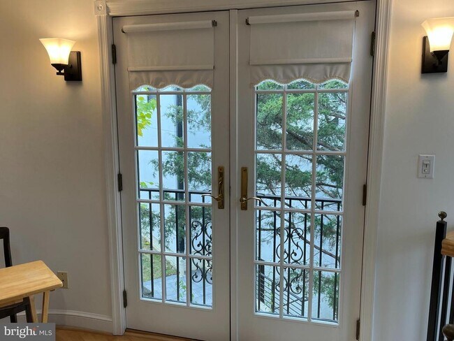 Building Photo - 8904 Grant St