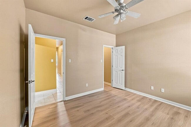 Building Photo - 2909 Arbor Ct