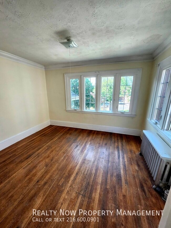 Building Photo - 2453 Overlook Rd