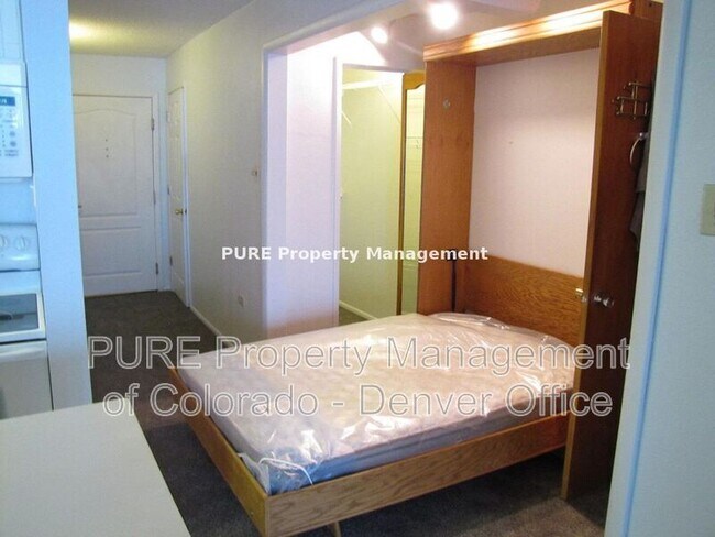 Building Photo - 1020 15th St