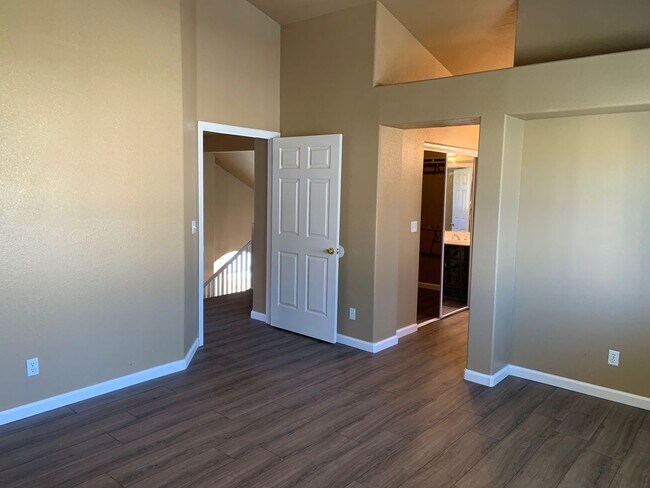 Building Photo - Fantastic Antioch Home!