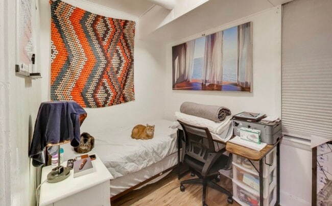 Building Photo - 3248 S Paulina St