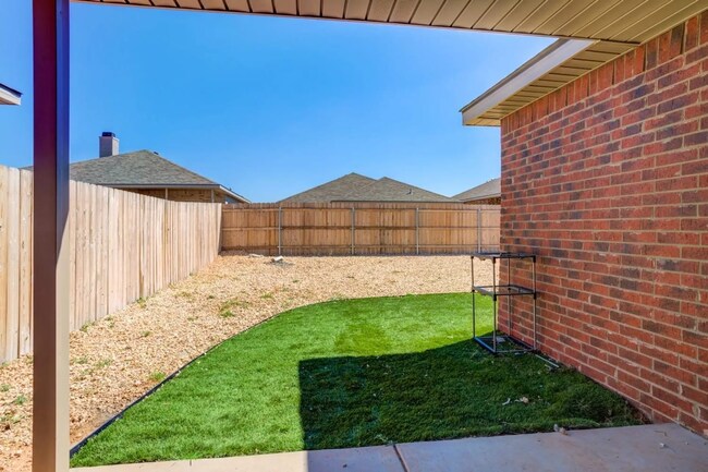 Building Photo - Priced to Lease! Beautiful West Lubbock Home with Modern Finishes, All Appliances Included & Acce...