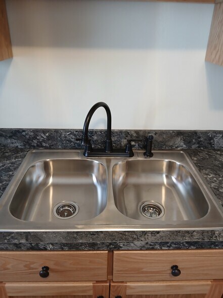 Building Photo - 809 W Osborn Rd