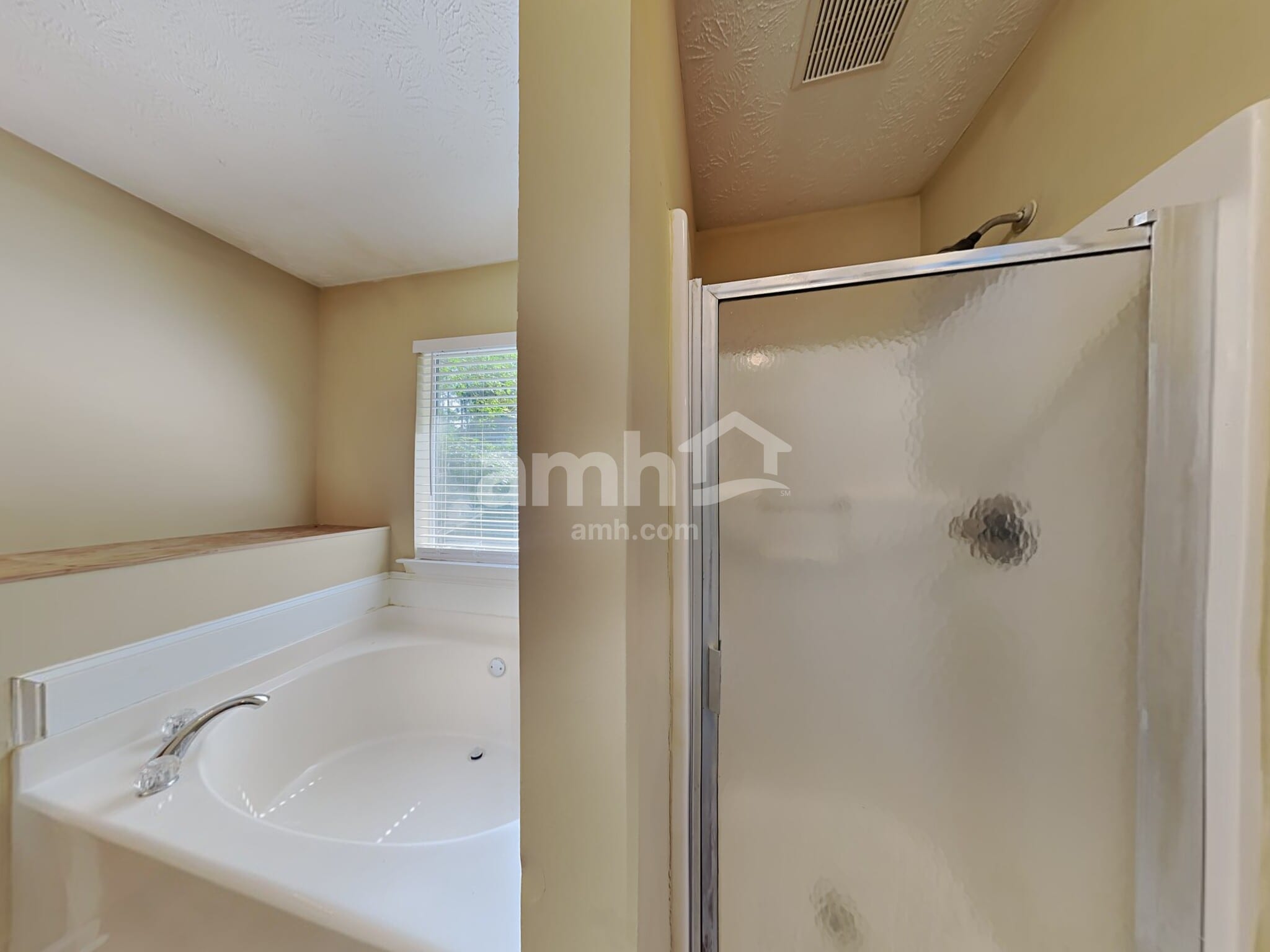 Building Photo - 1225 Stephens Pond View