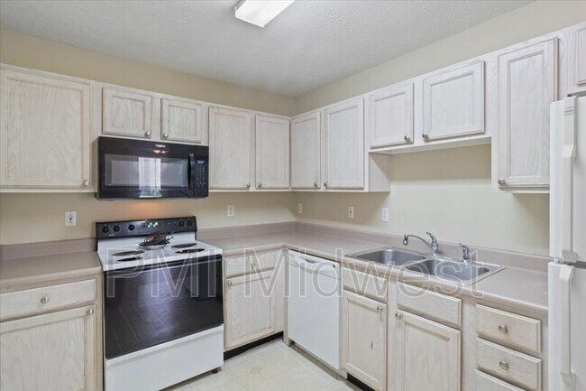 Building Photo - 1061 Wild Ivy Trail