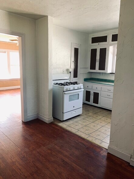 Building Photo - 2609 NW 12th St