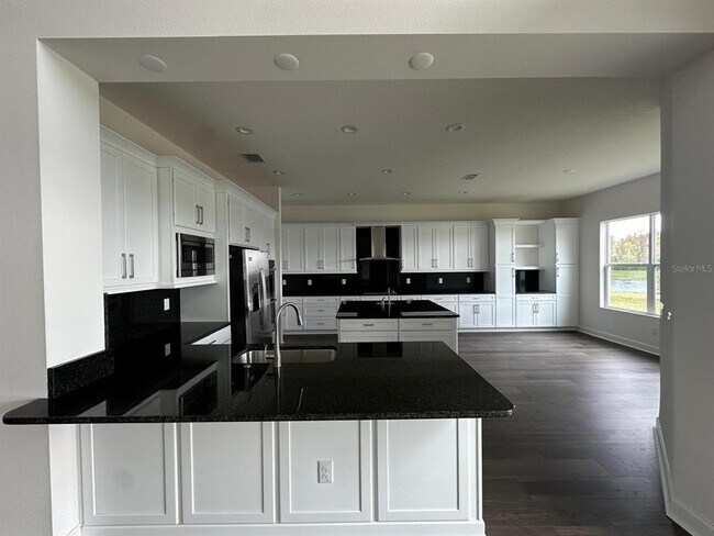 Building Photo - 32240 Mahogany Valley Dr