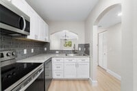 Building Photo - 3750 N Jog Rd