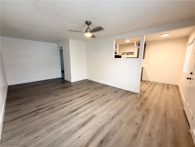 Building Photo - 2030 Sunrise Ave