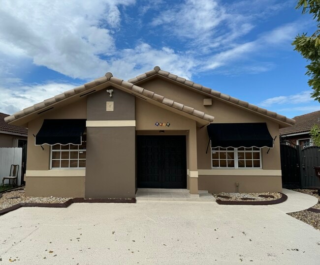 Building Photo - 6936 W 25th Ave