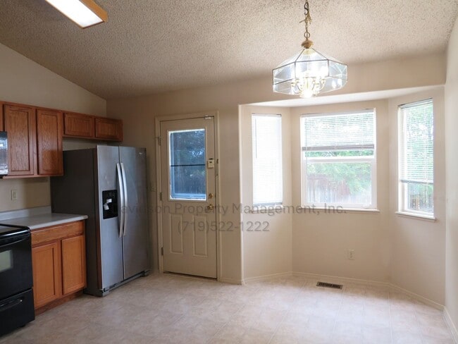 Building Photo - Wonderful 3-bedroom Rancher in Fountain