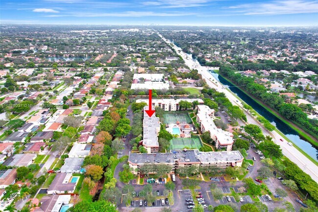 Primary Photo - 10501 W Broward Blvd