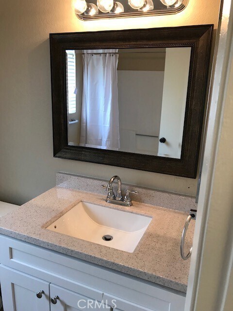 Building Photo - 4261 Cedar Dr