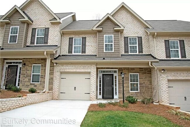 Building Photo - 11 Pisgah Forest Cir