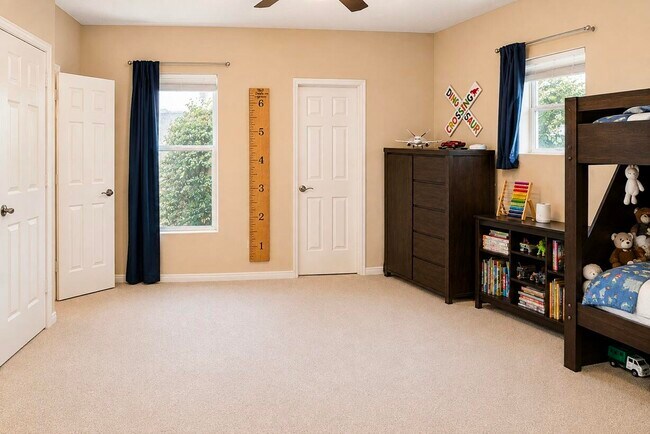 Building Photo - 90 Clavel Ct