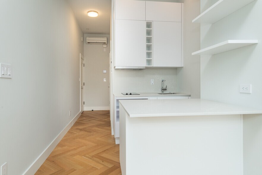 Building Photo - 461 Massachusetts Ave