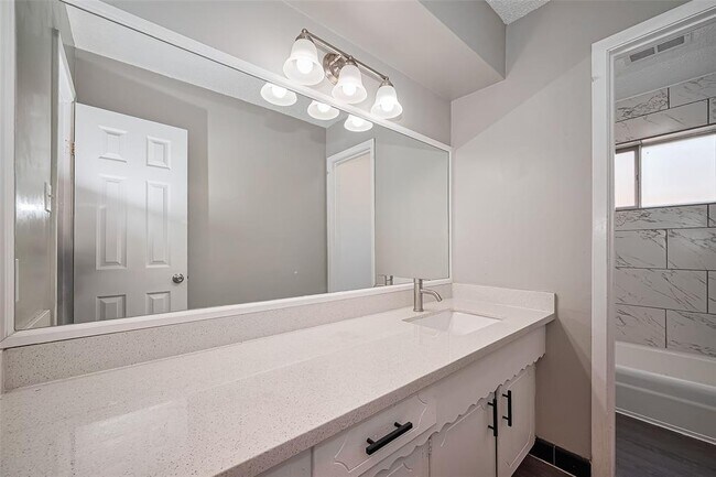 Building Photo - 14319 Waterville Way