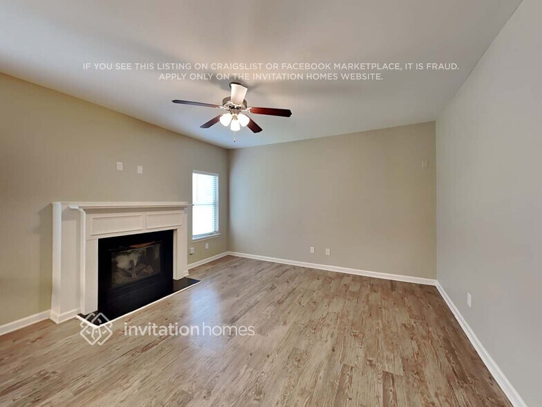 Building Photo - 440 Cleburne Pl