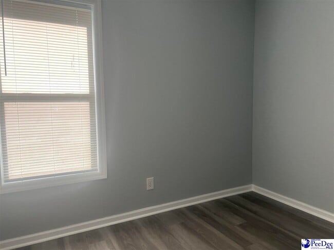 Building Photo - 516 Howard St