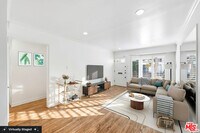 Building Photo - 948 20th St