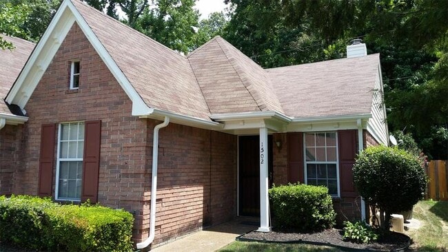 Primary Photo - 1502 Beaver Trail Dr