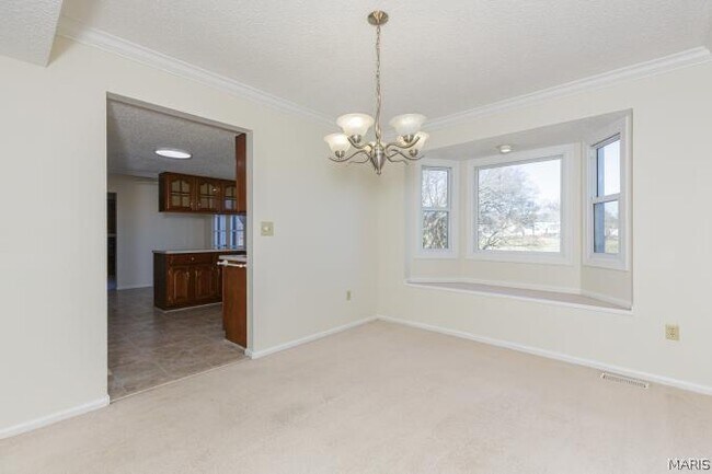 Building Photo - 77 Atwater Dr