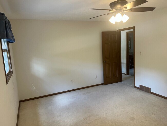 Building Photo - 2259 Augusta Ct